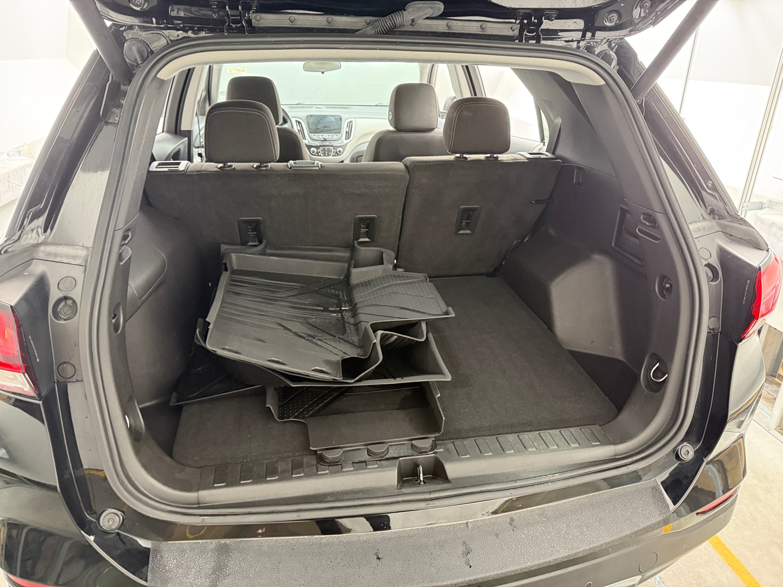 Thumbnail: 2022 Chevrolet Equinox - 7