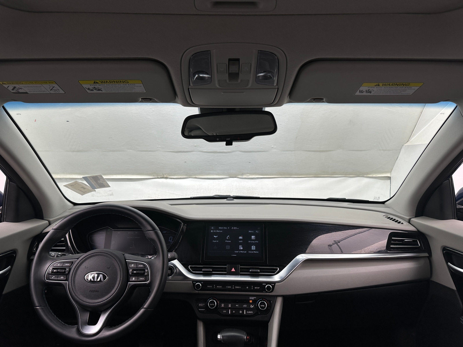 Thumbnail: 2020 Kia Niro - 3