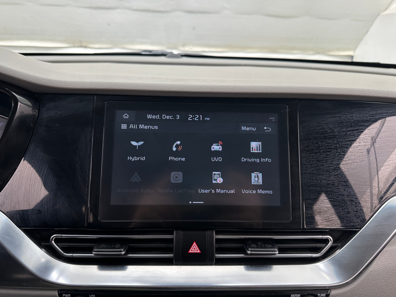 Thumbnail: 2020 Kia Niro - 4