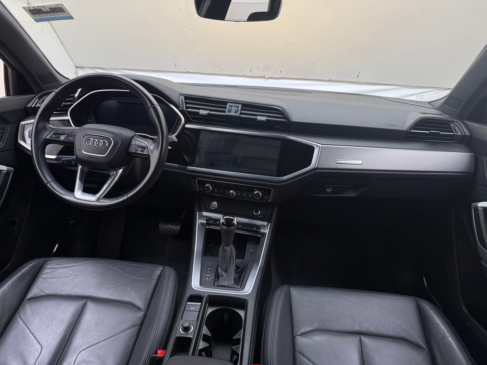 Thumbnail: 2020 Audi Q3 - 2