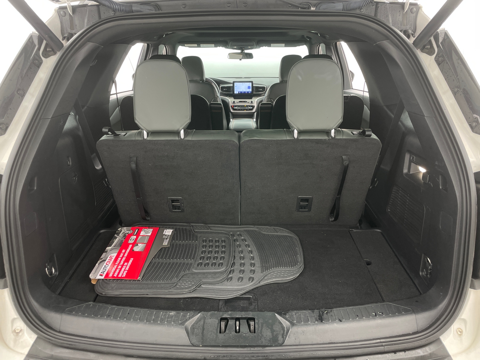 Thumbnail: 2021 Ford Explorer - 6