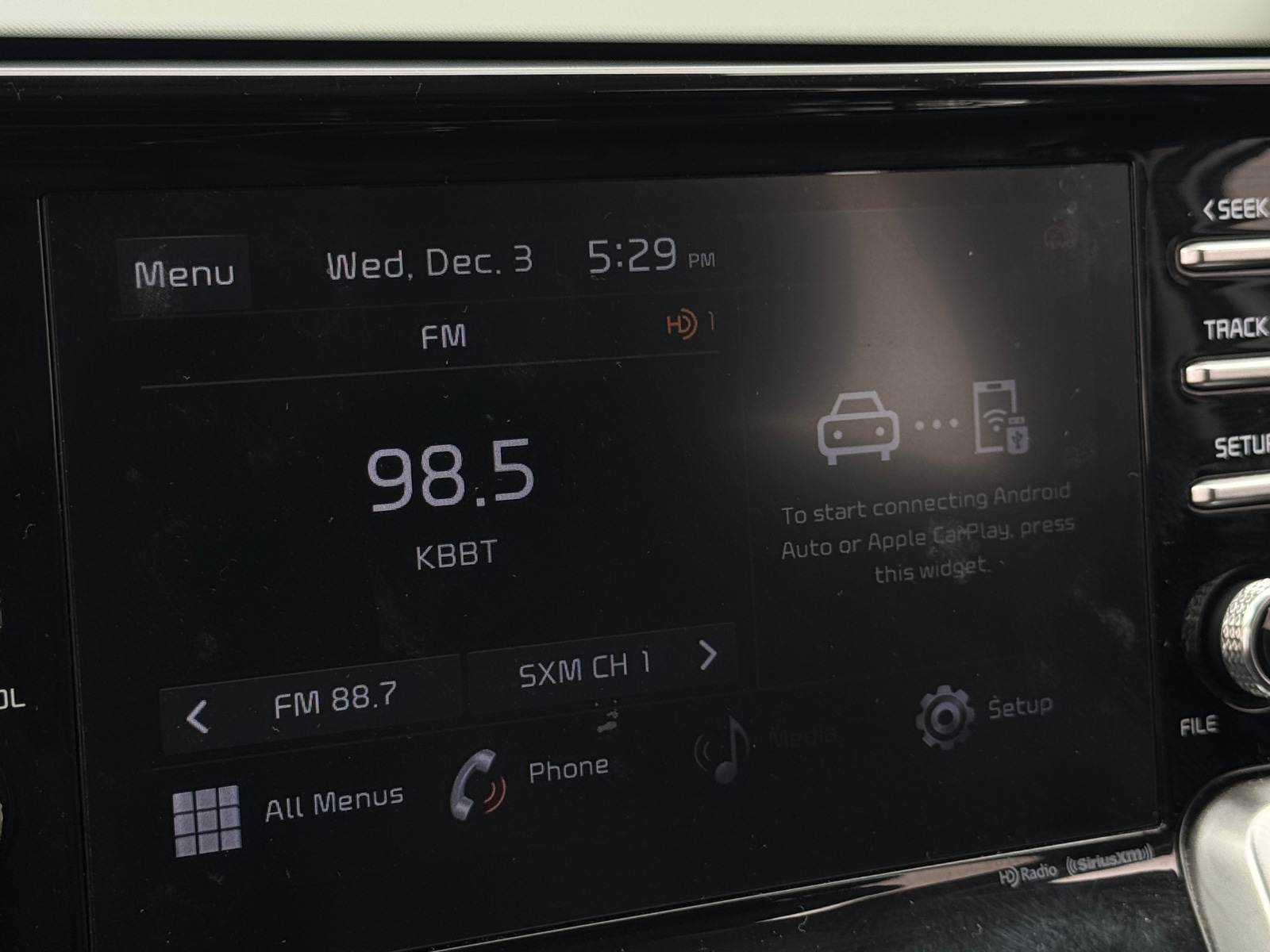 Thumbnail: 2021 Kia Sorento - 3