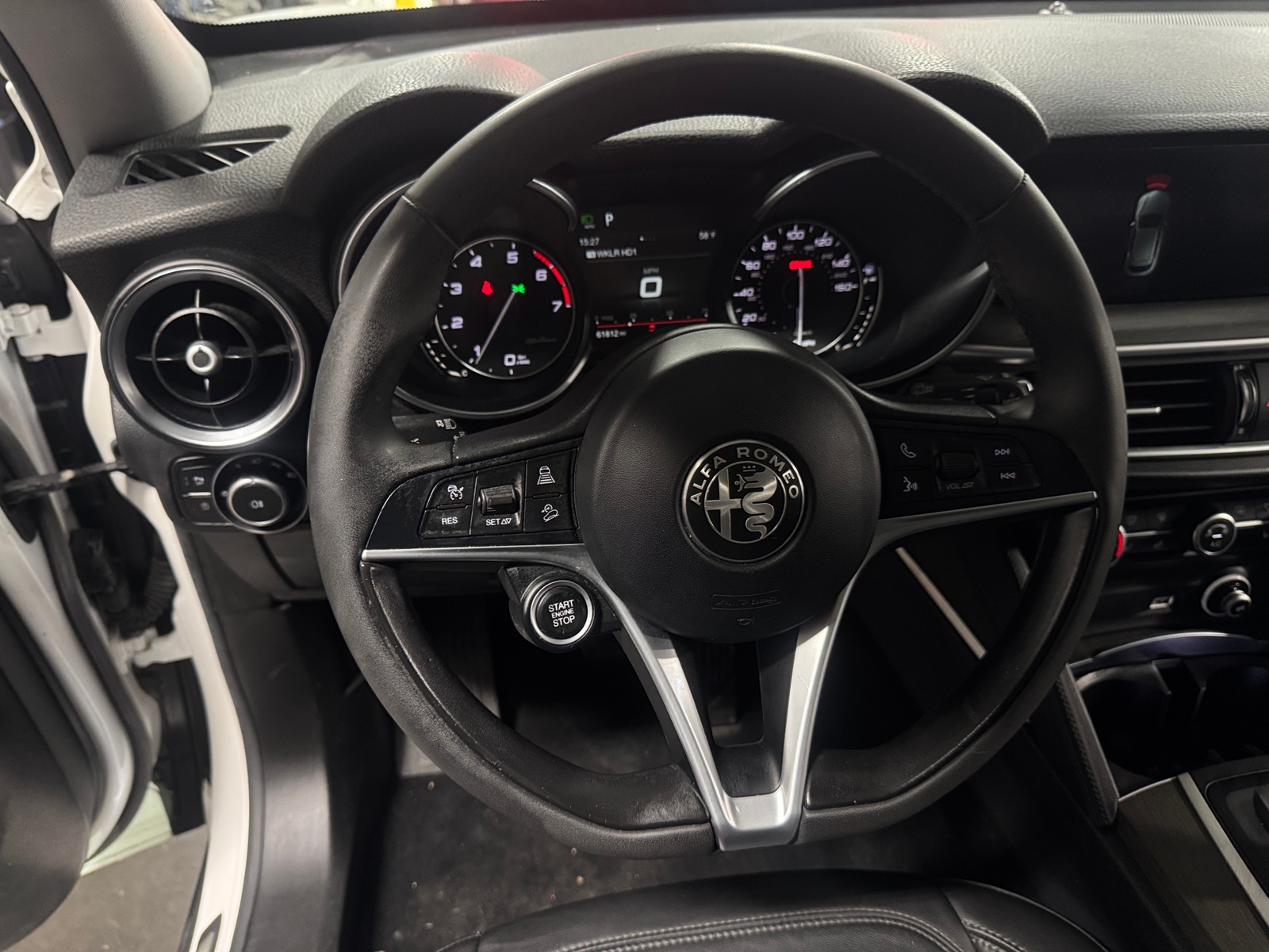 Thumbnail: 2018 Alfa Romeo Stelvio - 4