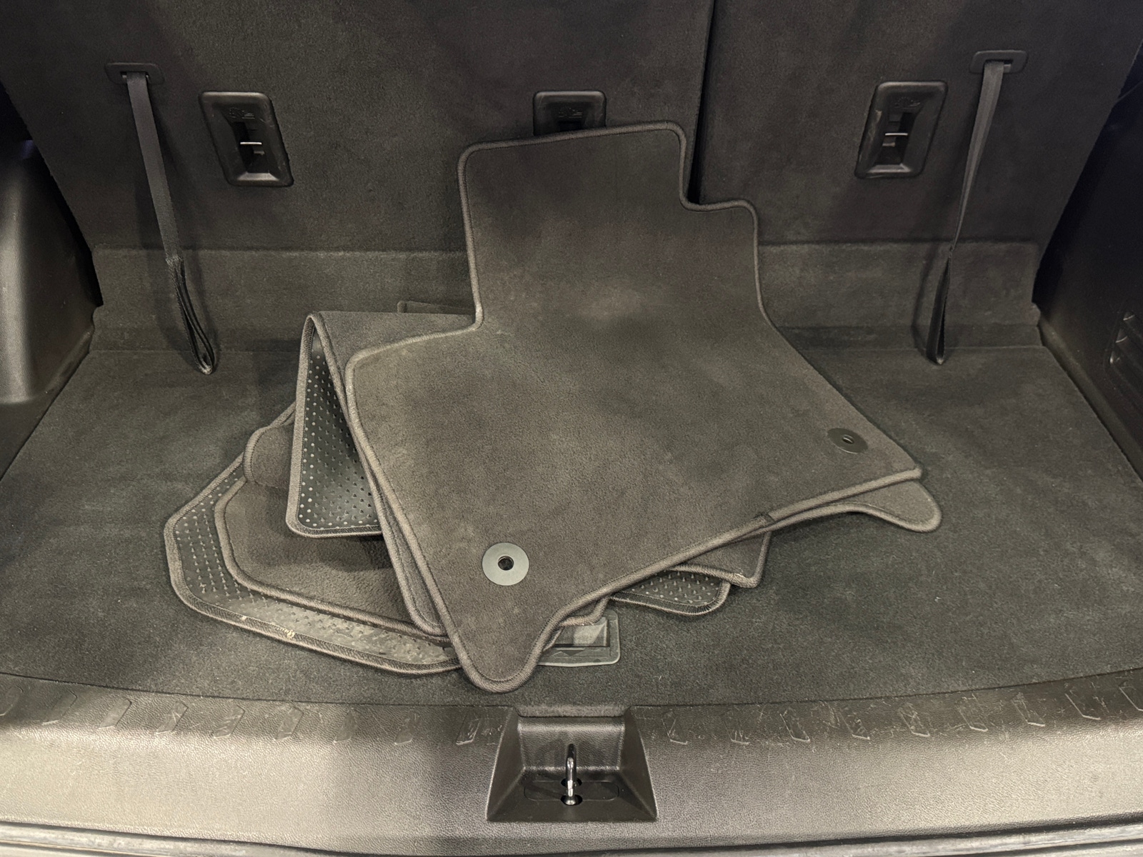 Thumbnail: 2023 Chevrolet Traverse - 7