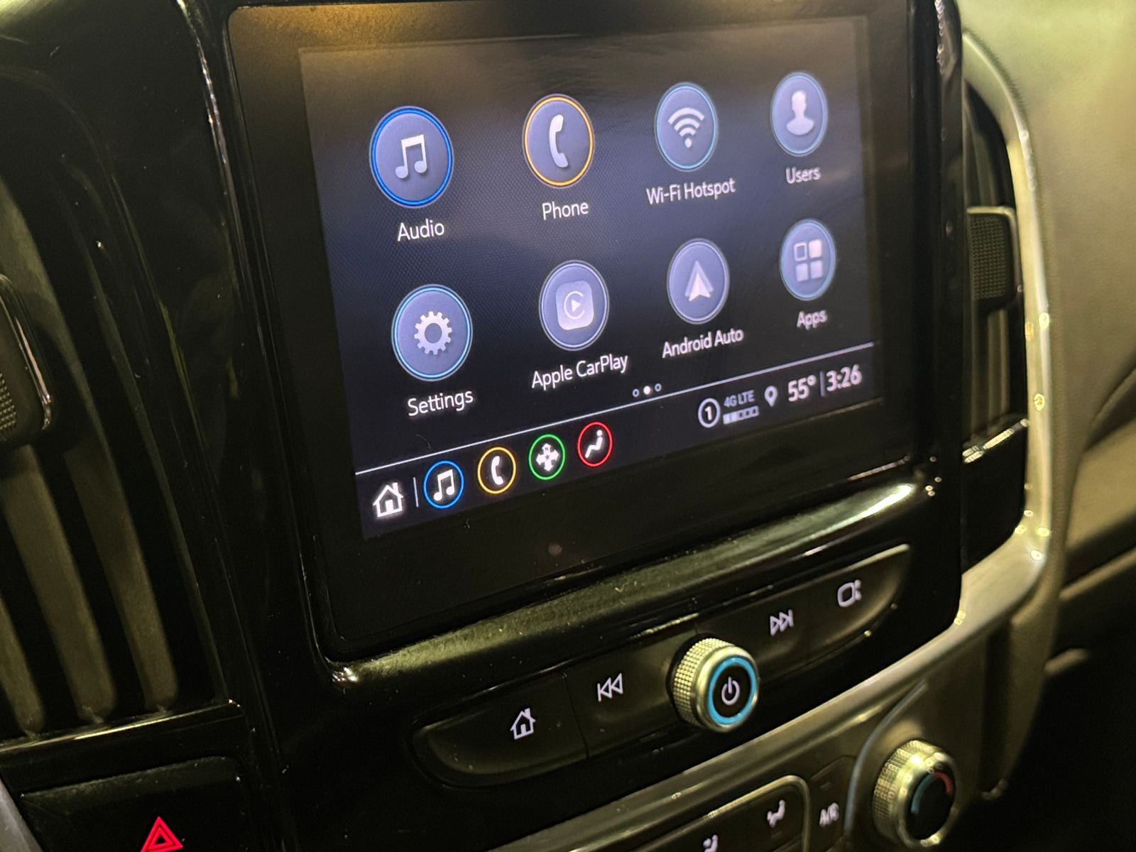 Thumbnail: 2023 Chevrolet Traverse - 4