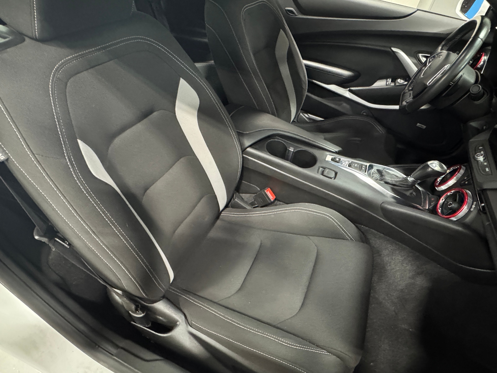 Thumbnail: 2021 Chevrolet Camaro - 2