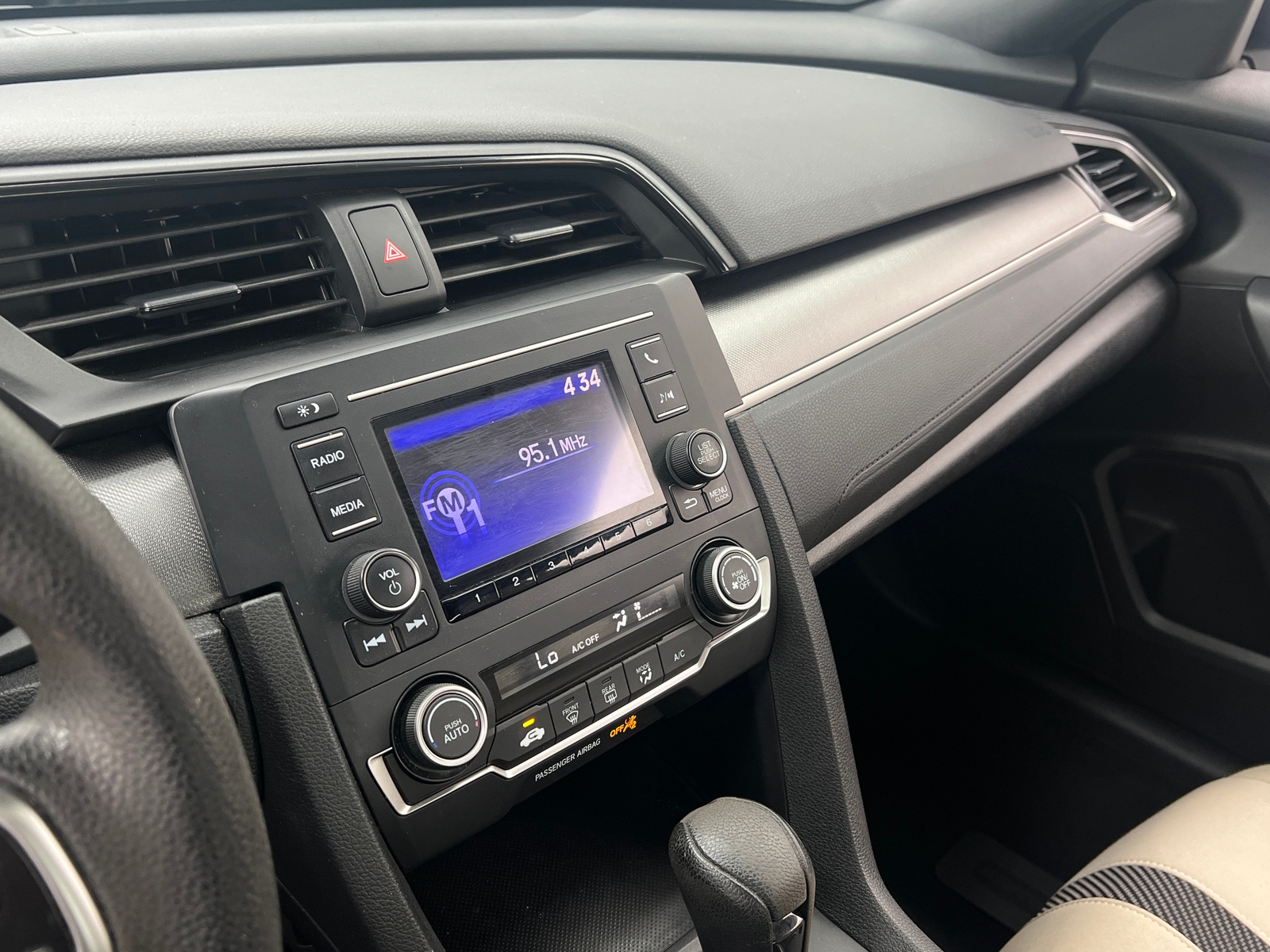 Thumbnail: 2018 Honda Civic - 3