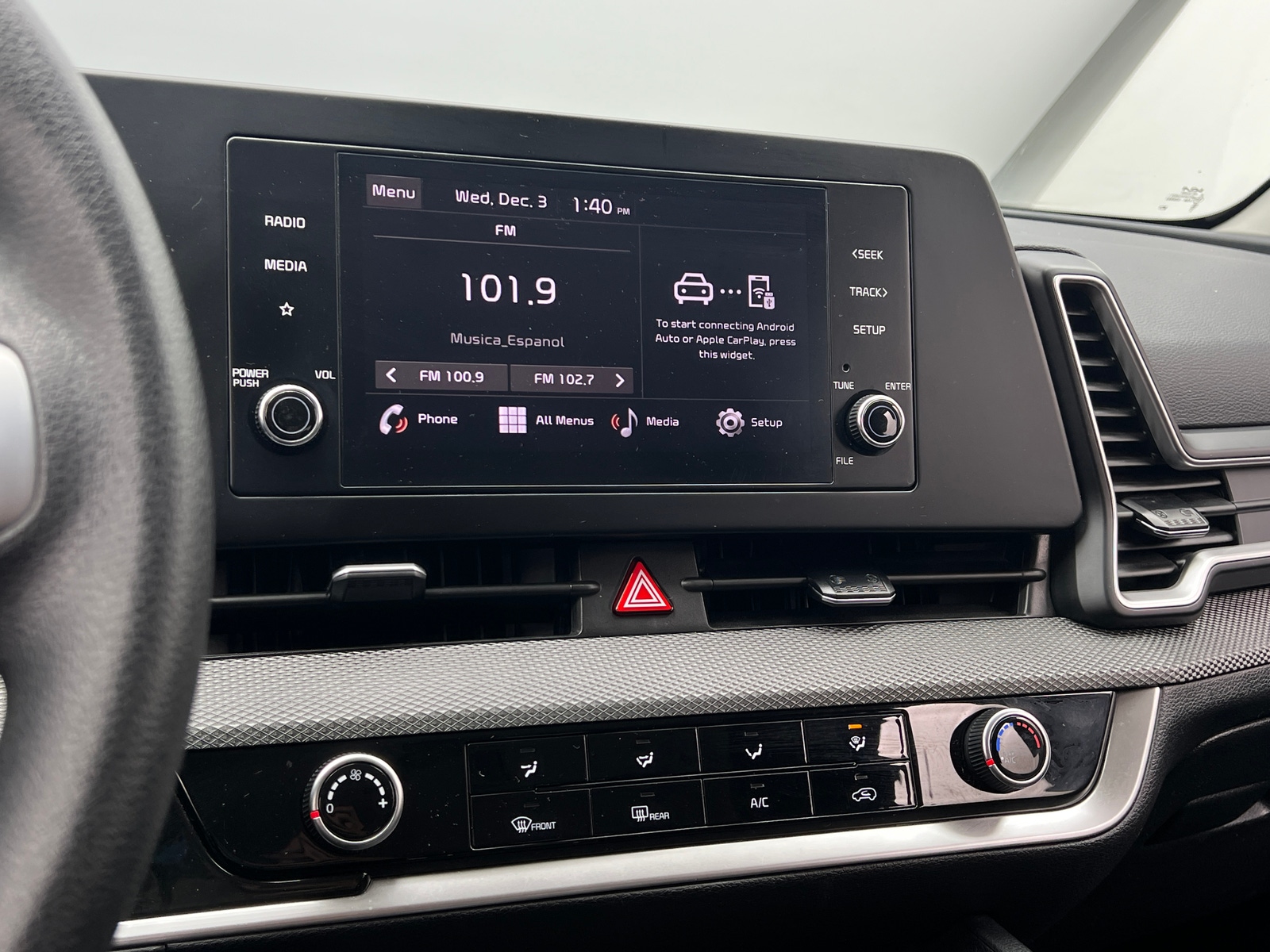 Thumbnail: 2024 Kia Sportage - 4