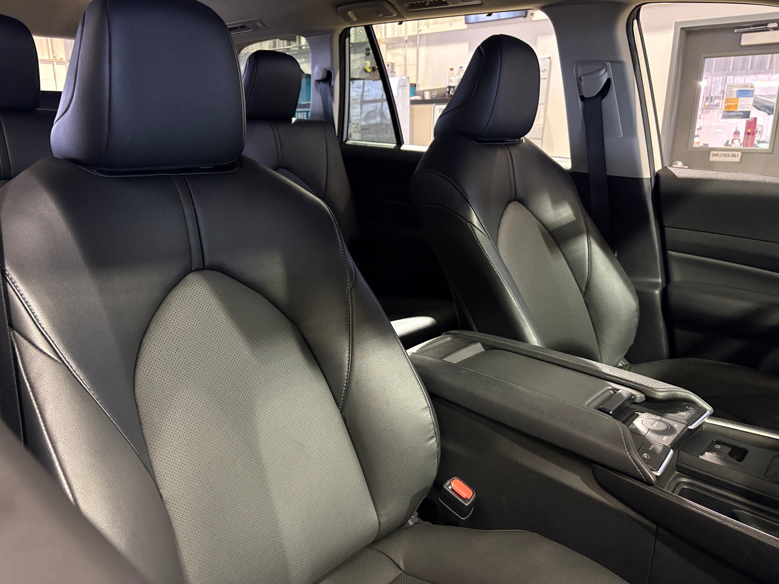 Thumbnail: 2024 Toyota Grand Highlander - 2