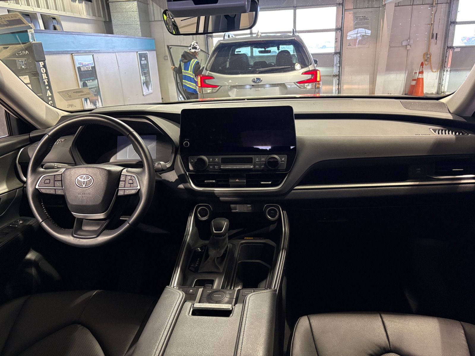 Thumbnail: 2024 Toyota Grand Highlander - 3