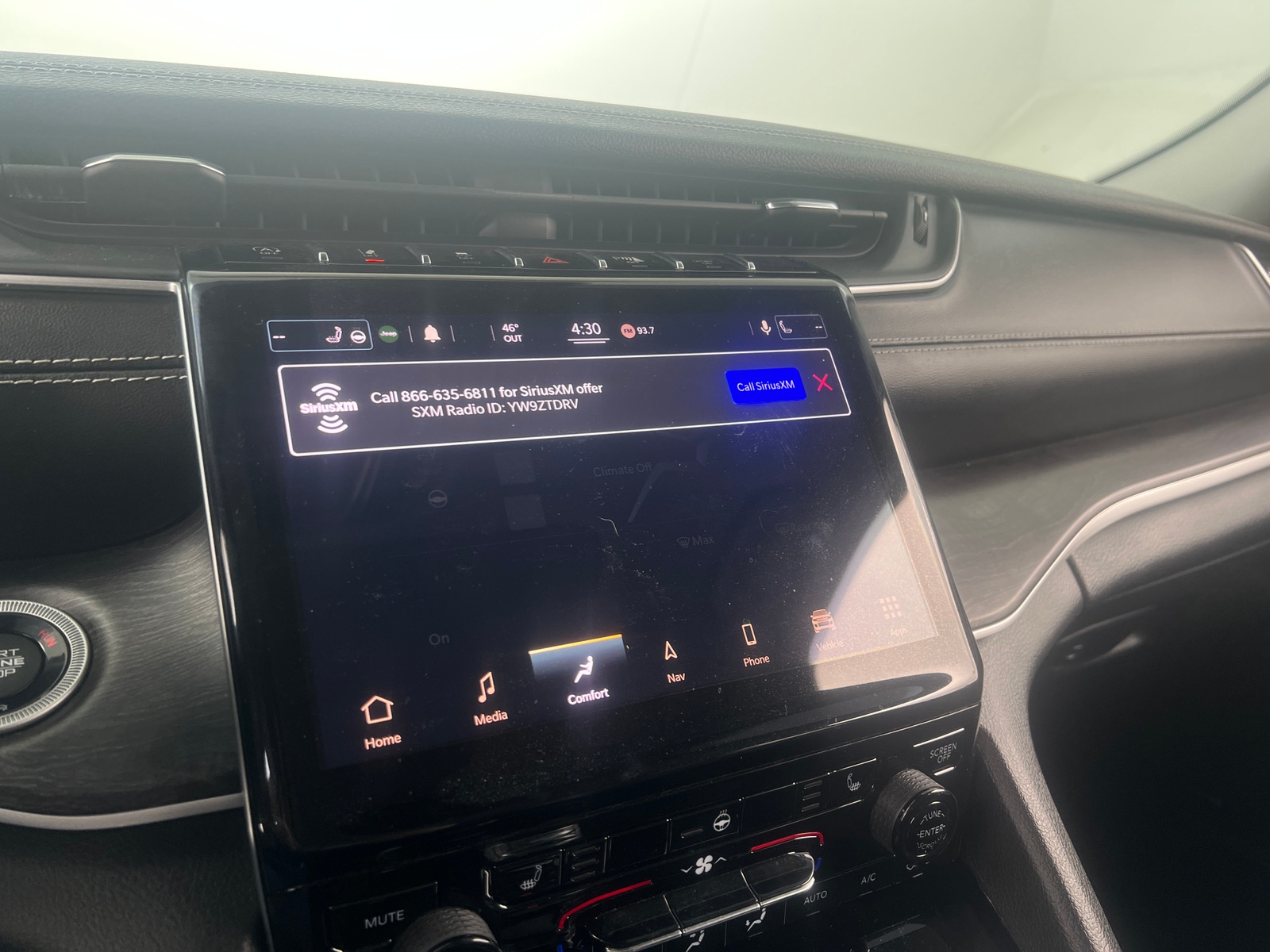 Thumbnail: 2021 Jeep Grand Cherokee L - 3