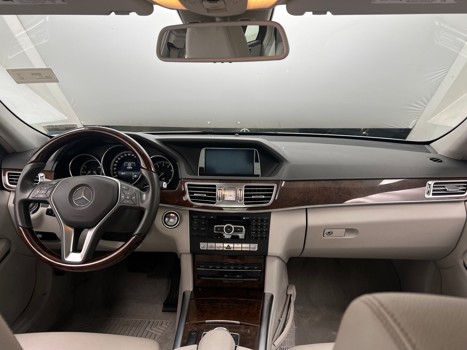 Thumbnail: 2014 Mercedes-Benz E-Class - 2