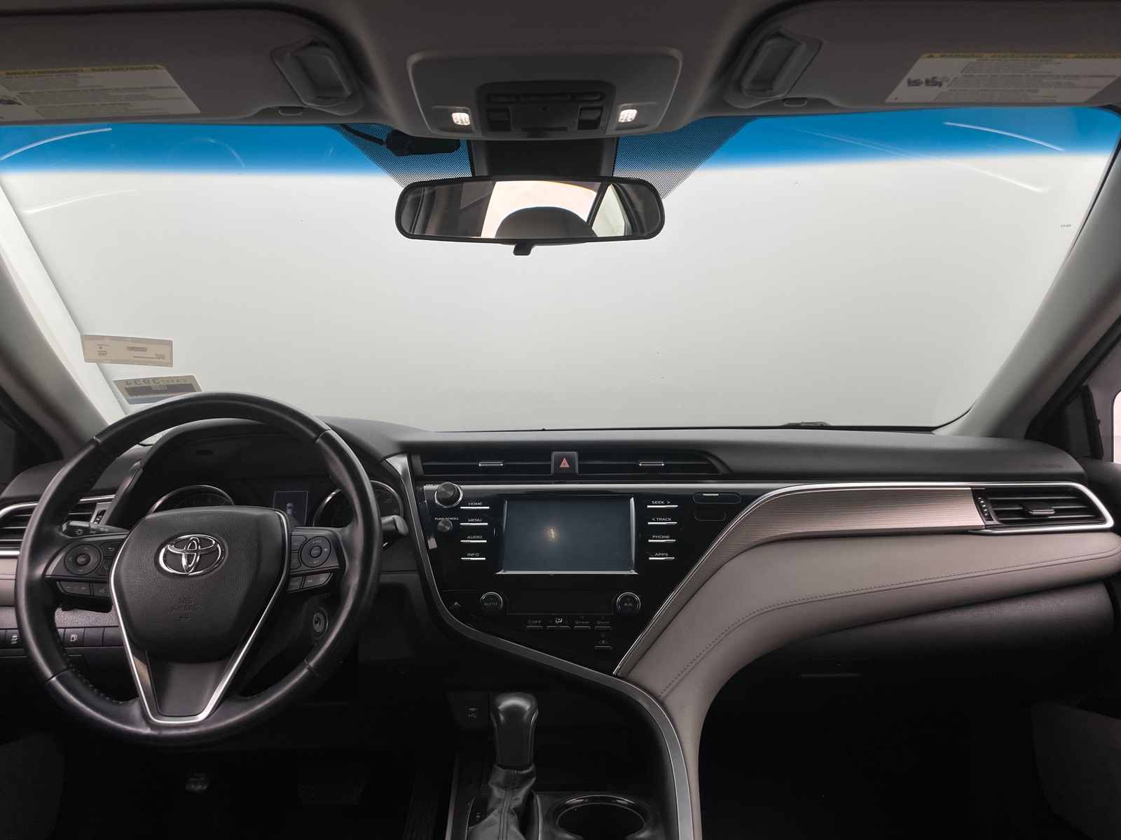 Thumbnail: 2018 Toyota Camry - 3