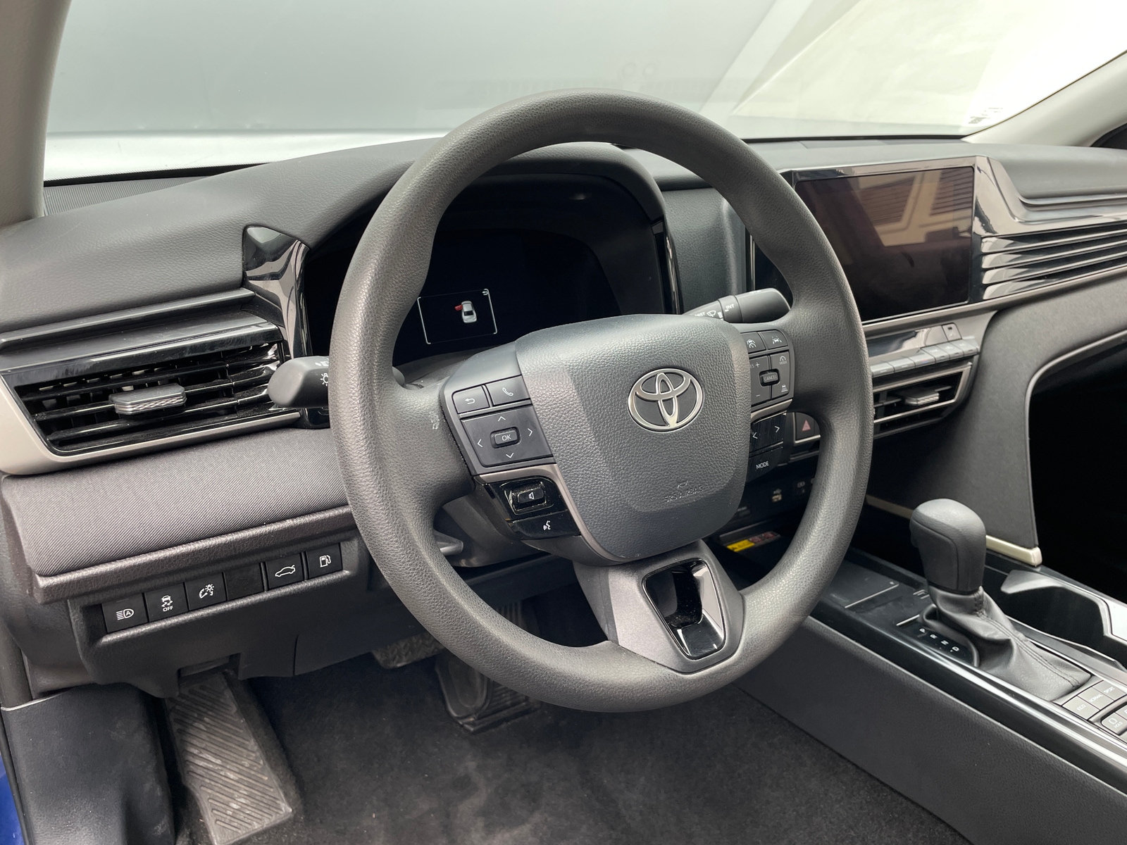 Thumbnail: 2025 Toyota Camry - 5