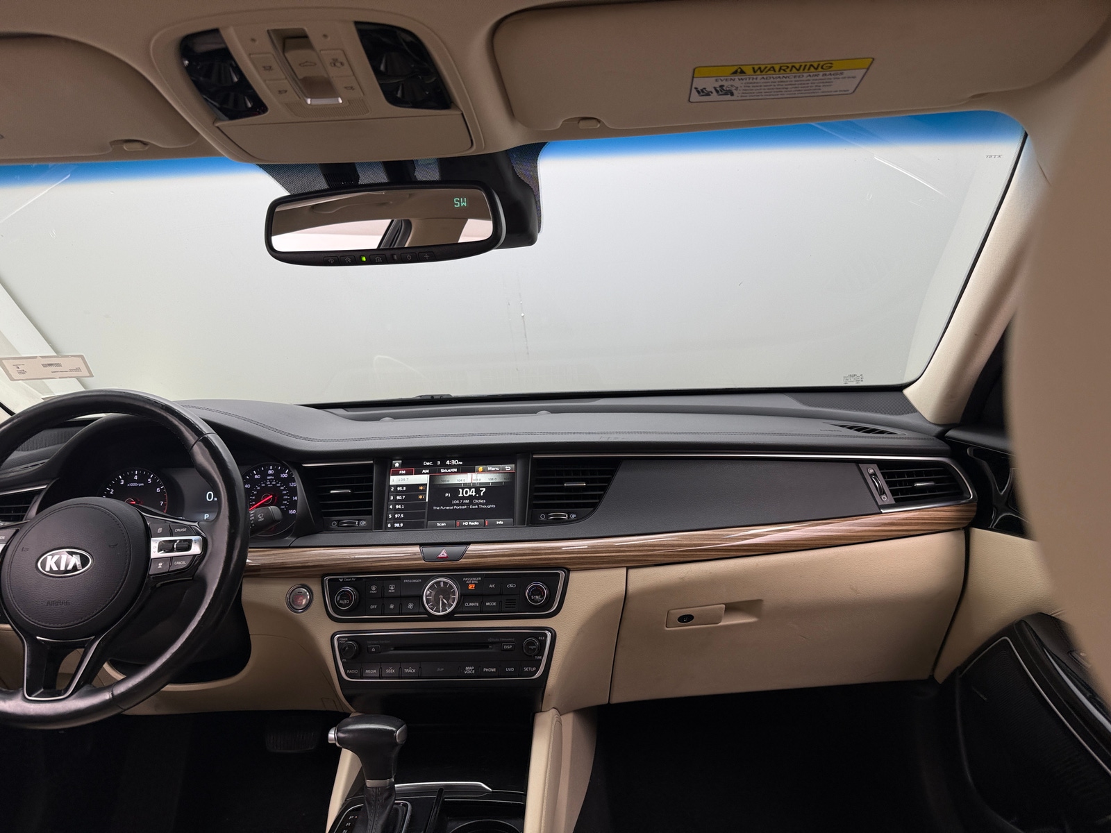 Thumbnail: 2017 Kia Cadenza - 2