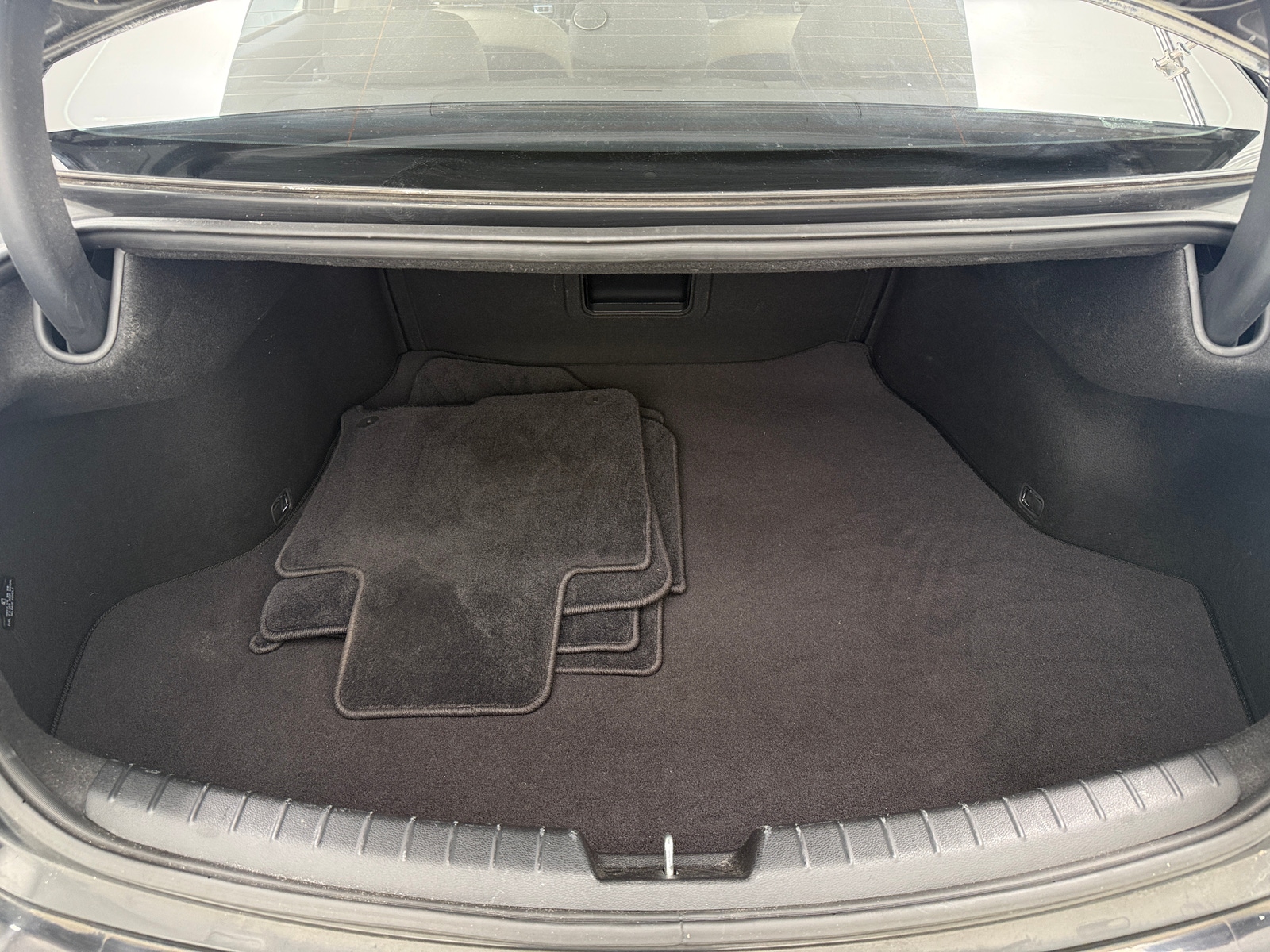 Thumbnail: 2017 Kia Cadenza - 6