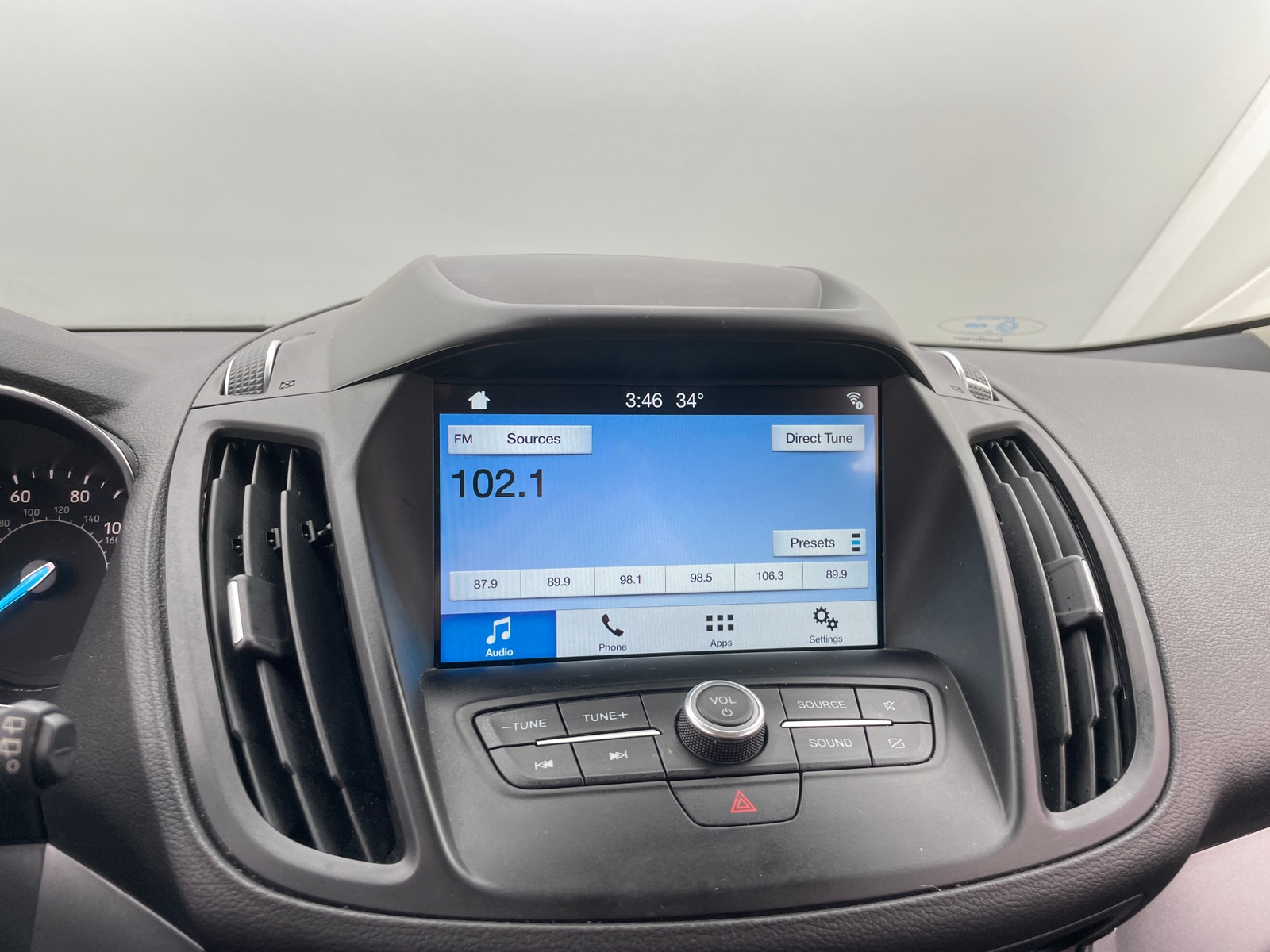 Thumbnail: 2019 Ford Escape - 4