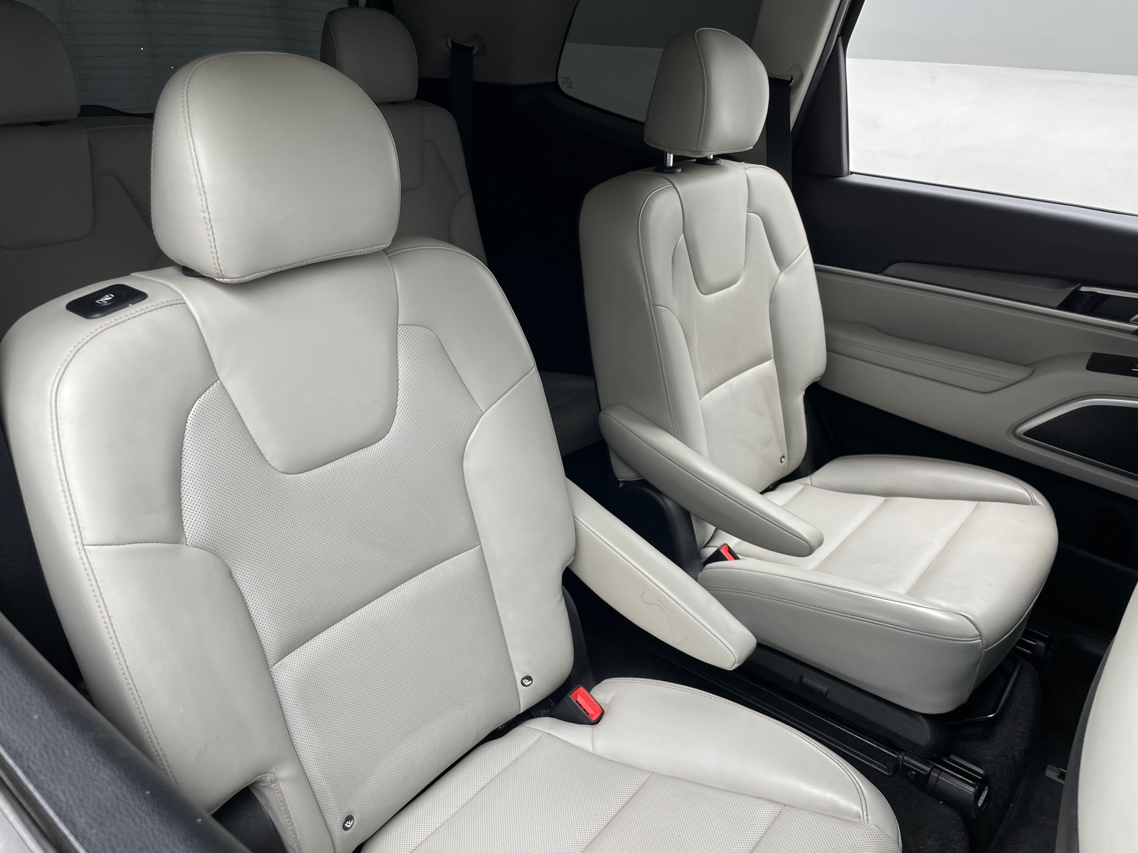 Thumbnail: 2022 Kia Telluride - 5