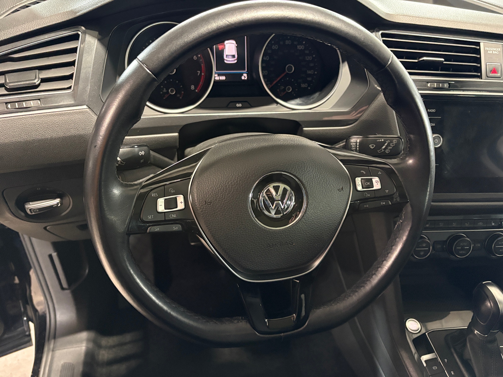 Thumbnail: 2018 Volkswagen Tiguan - 4