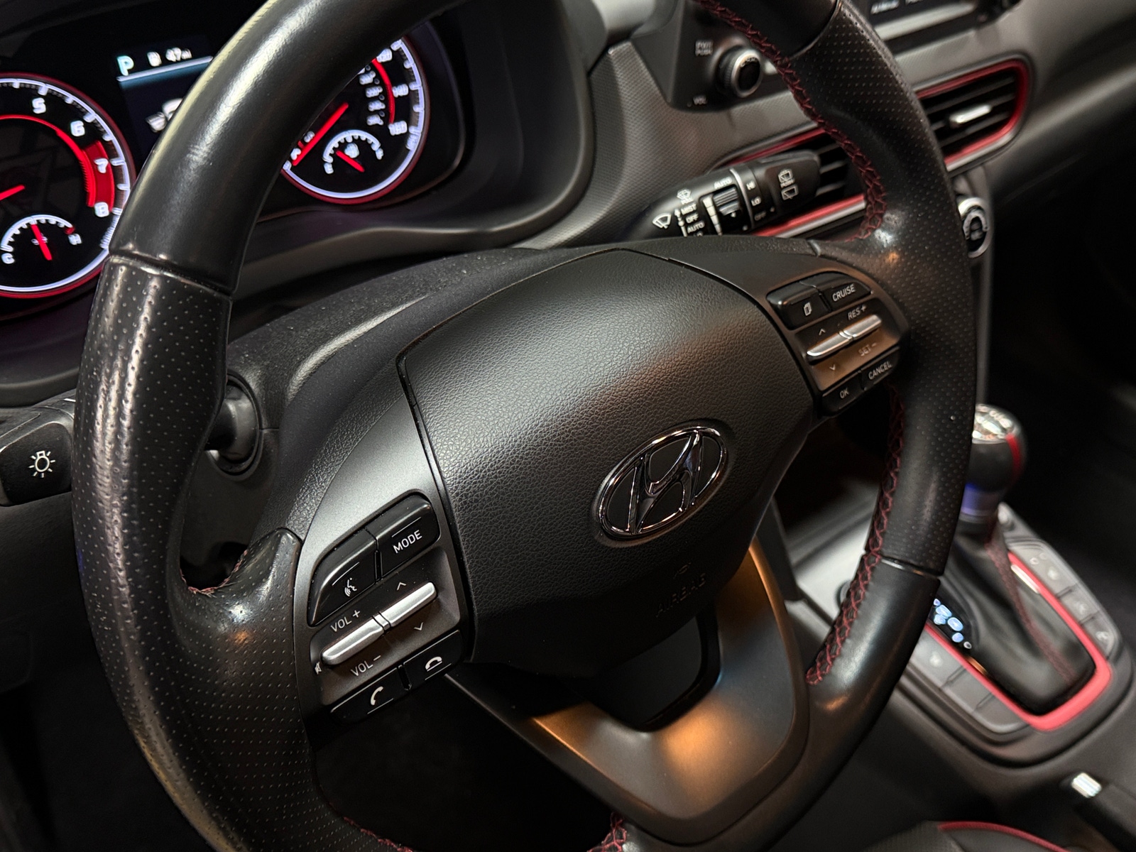 Thumbnail: 2019 Hyundai Kona - 4