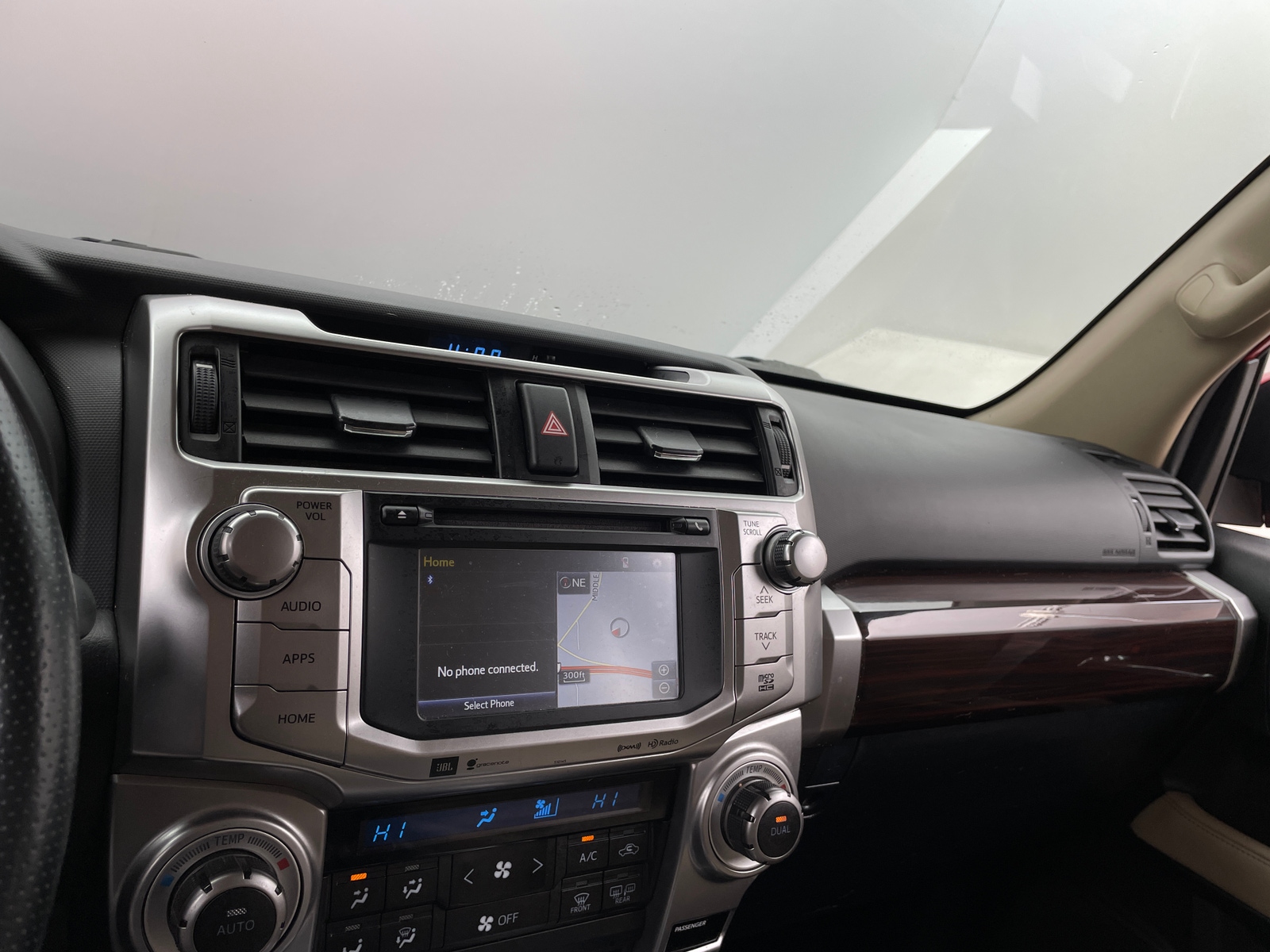 Thumbnail: 2018 Toyota 4Runner - 3