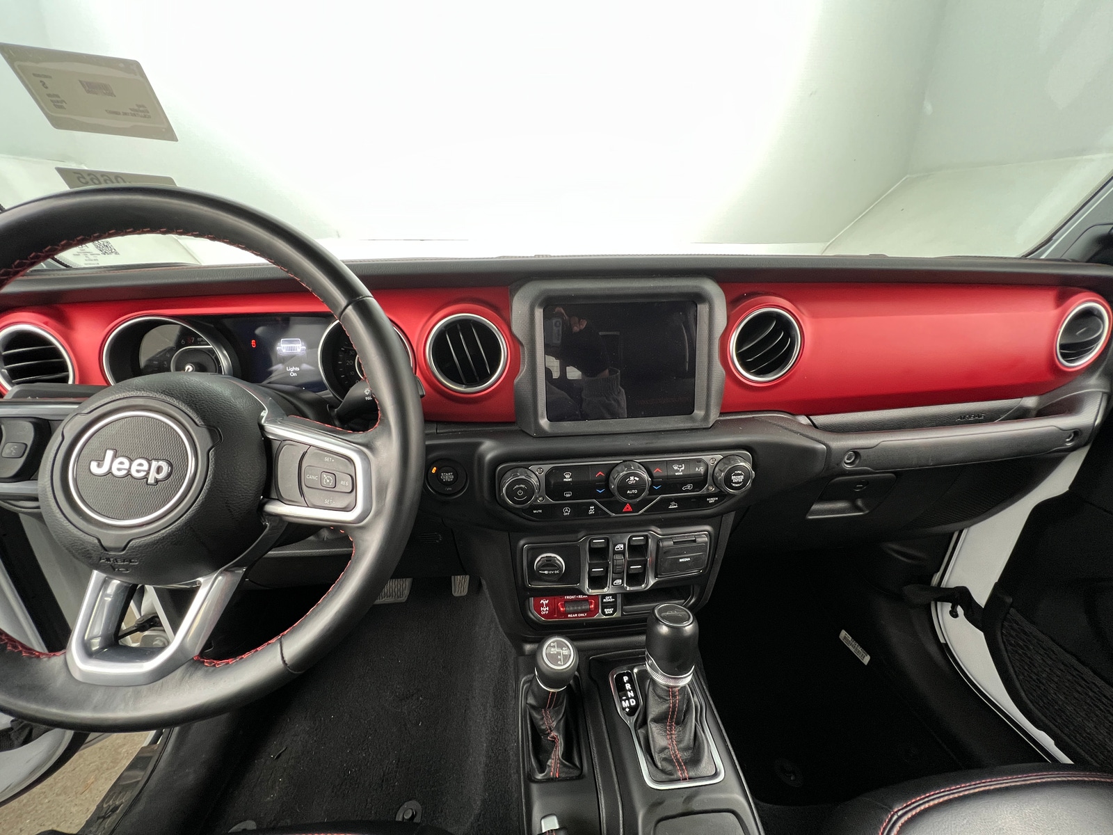 Thumbnail: 2022 Jeep Gladiator - 2