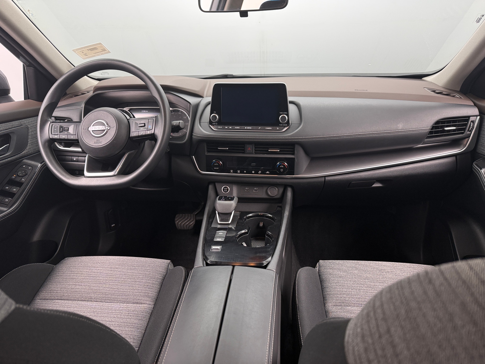 Thumbnail: 2023 Nissan Rogue - 3