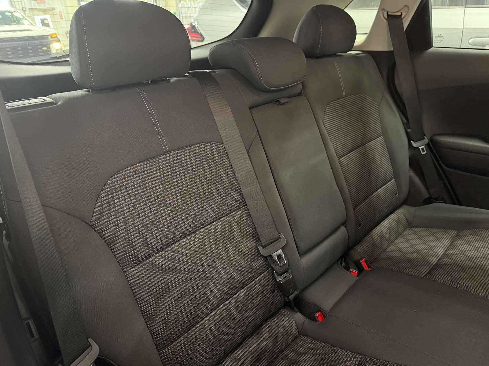 Thumbnail: 2018 Kia Niro - 6