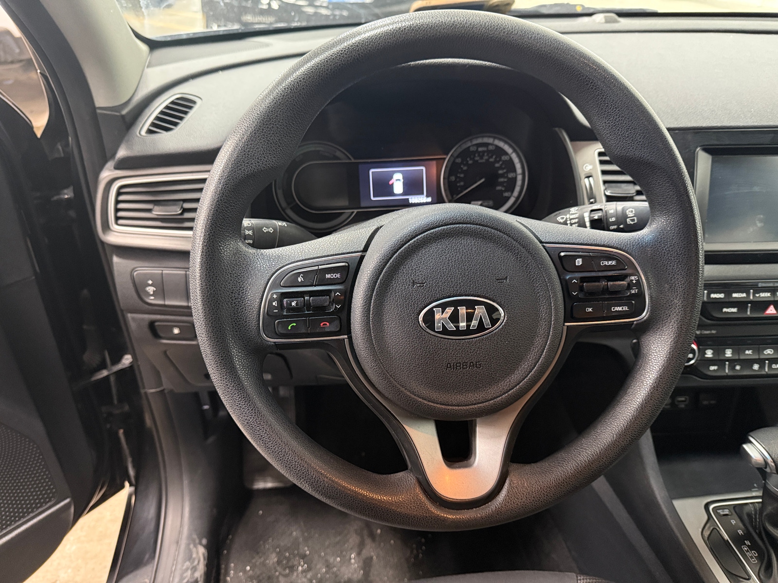 Thumbnail: 2018 Kia Niro - 5