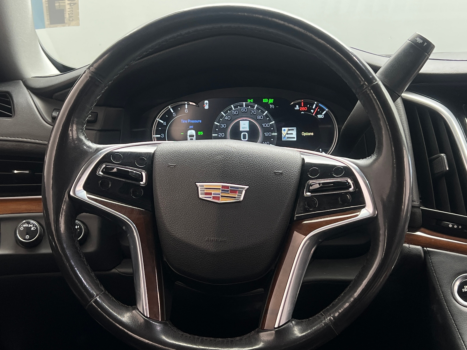 Thumbnail: 2020 Cadillac Escalade - 4