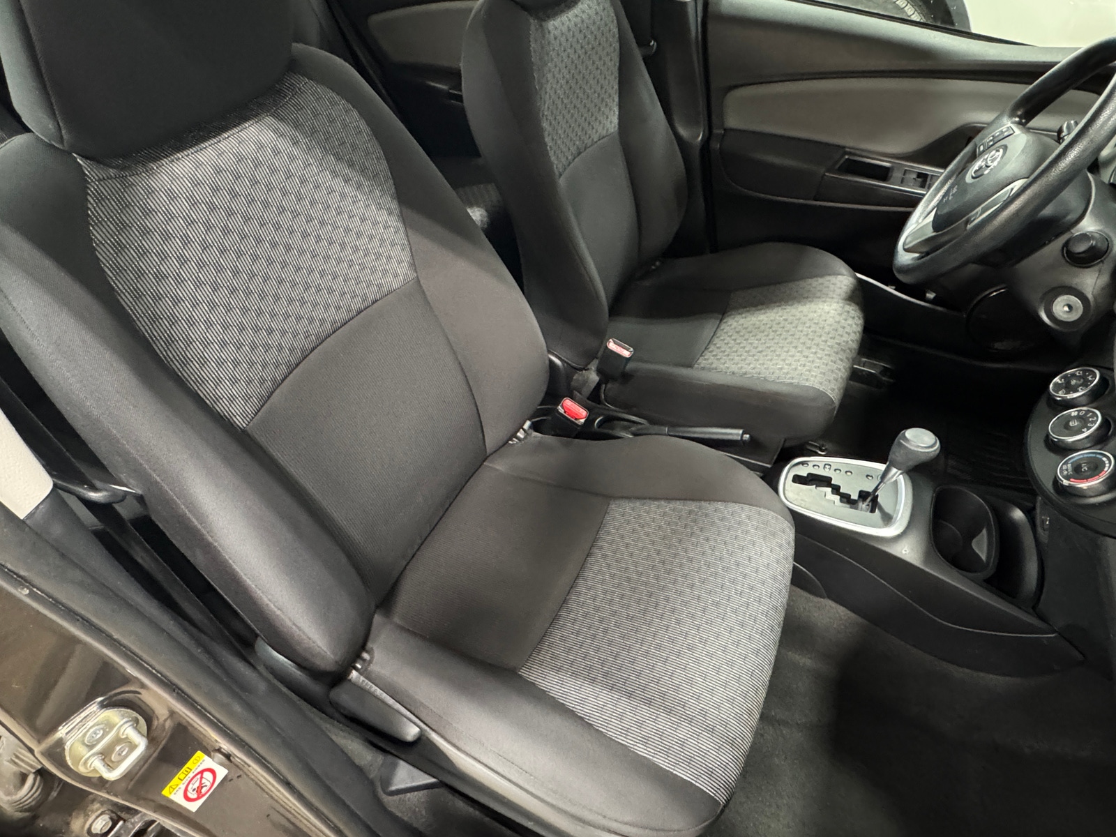 Thumbnail: 2017 Toyota Yaris - 2