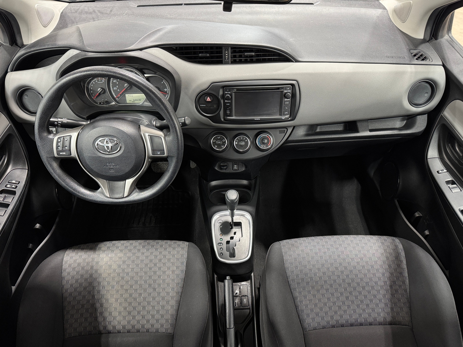 Thumbnail: 2017 Toyota Yaris - 3