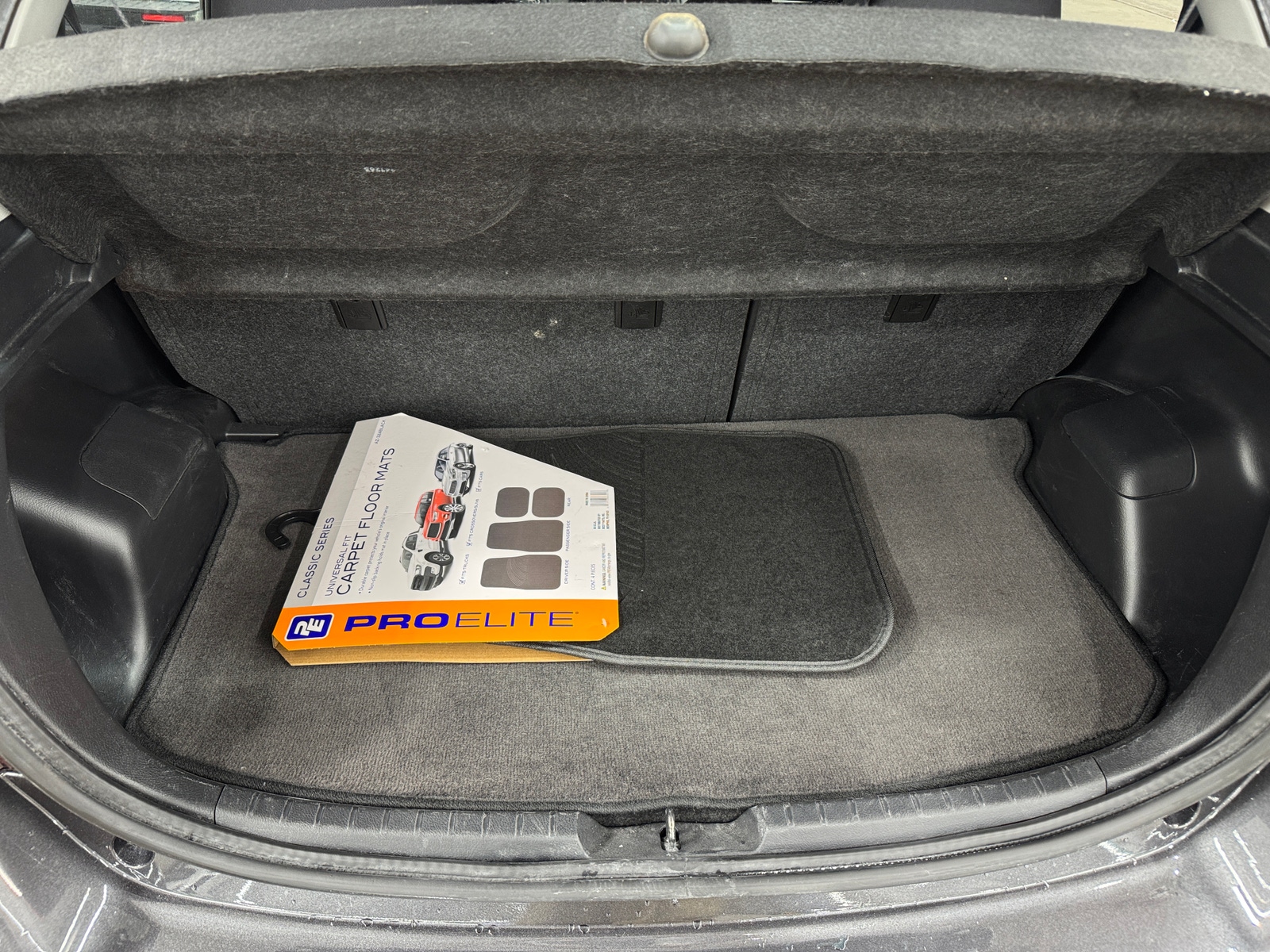 Thumbnail: 2017 Toyota Yaris - 7