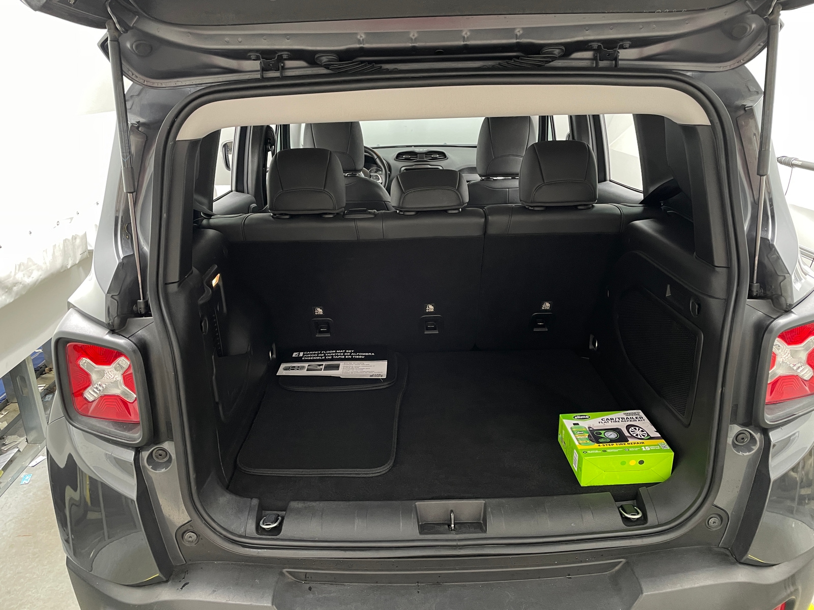 Thumbnail: 2023 Jeep Renegade - 6