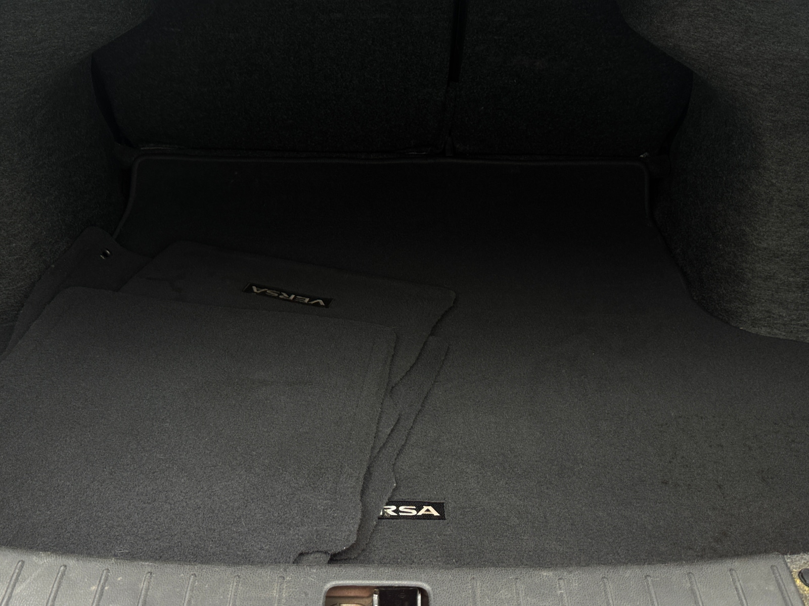 Thumbnail: 2019 Nissan Versa - 7