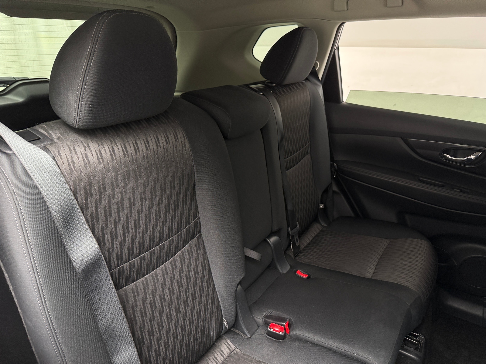 Thumbnail: 2018 Nissan Rogue - 6