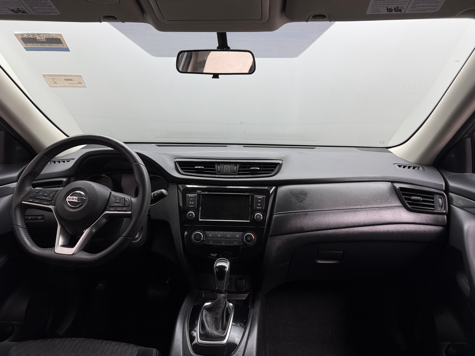 Thumbnail: 2018 Nissan Rogue - 3