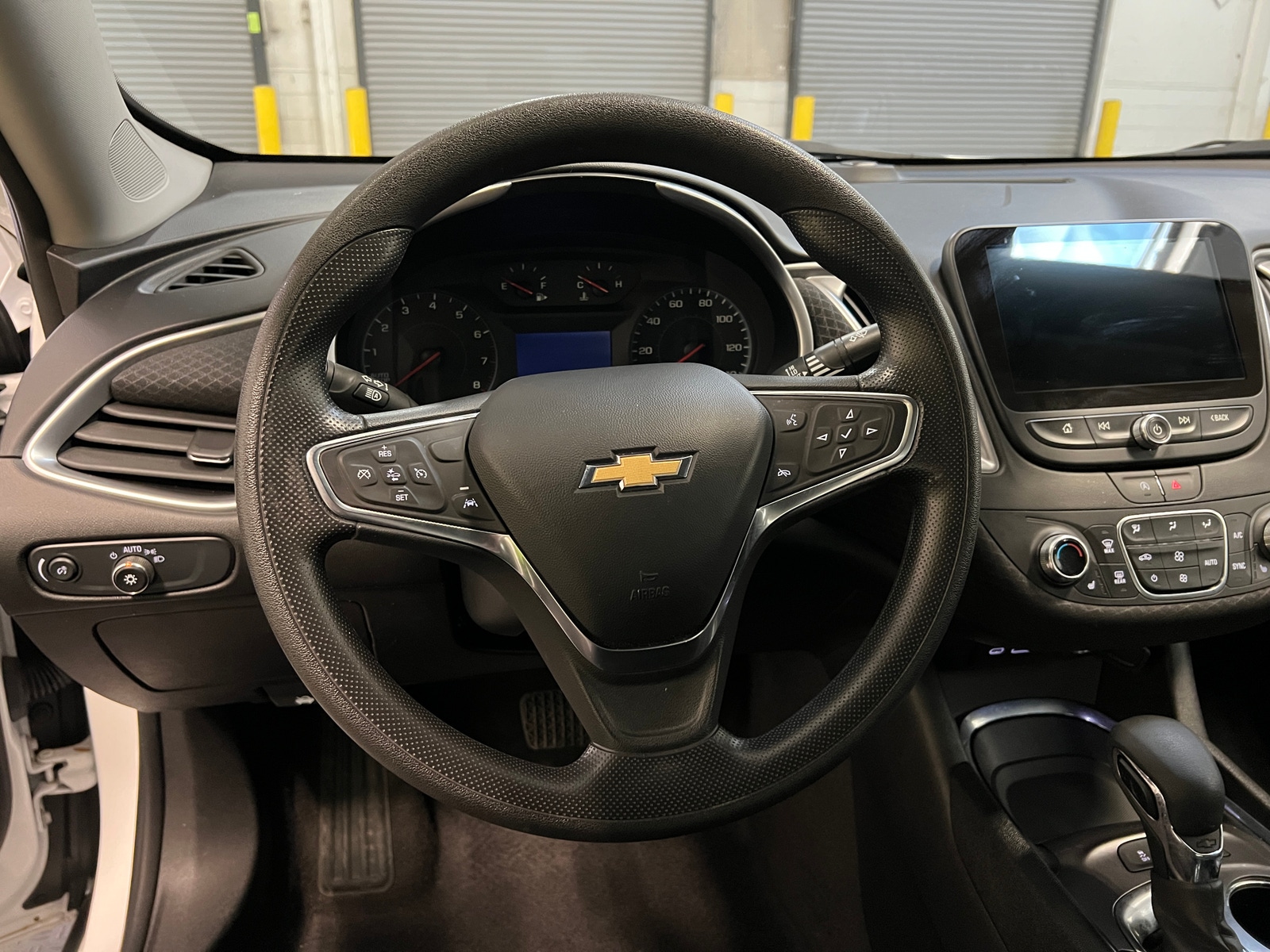 Thumbnail: 2024 Chevrolet Malibu - 5