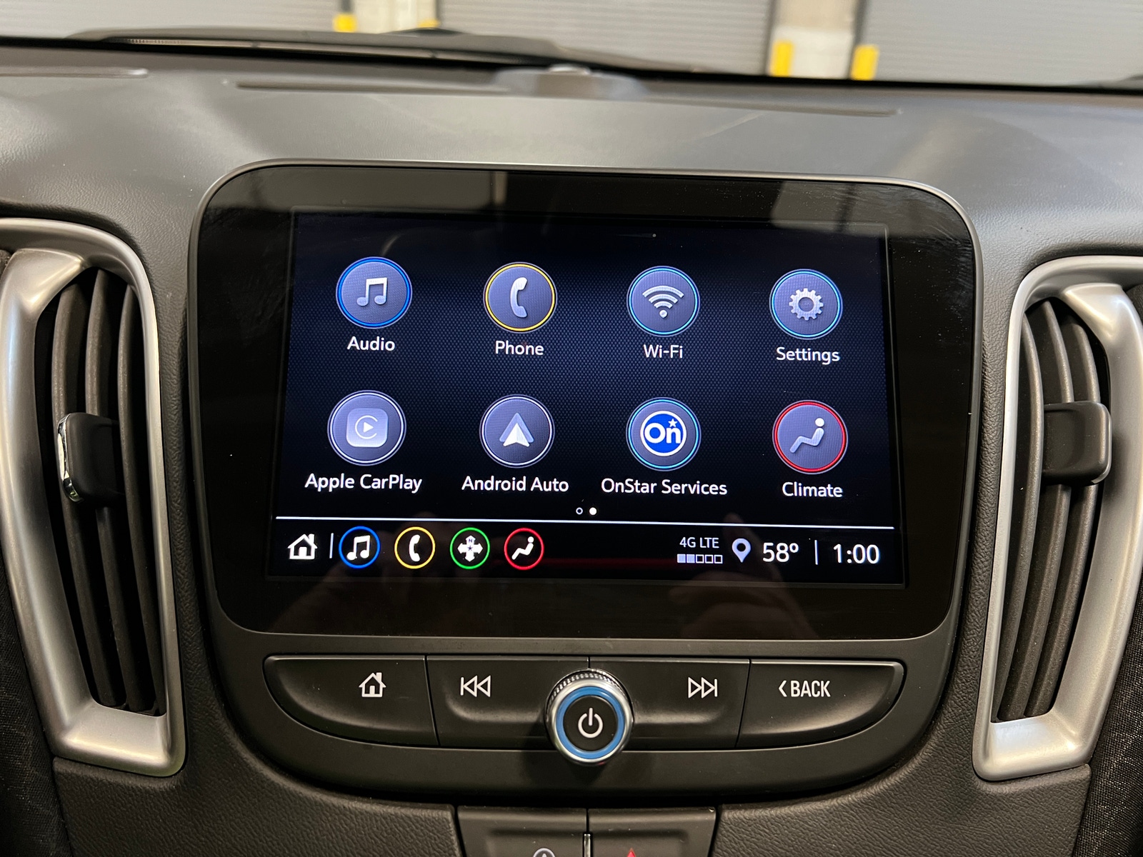 Thumbnail: 2024 Chevrolet Malibu - 4