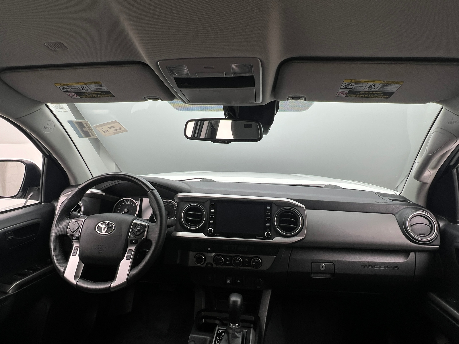 Thumbnail: 2022 Toyota Tacoma - 3