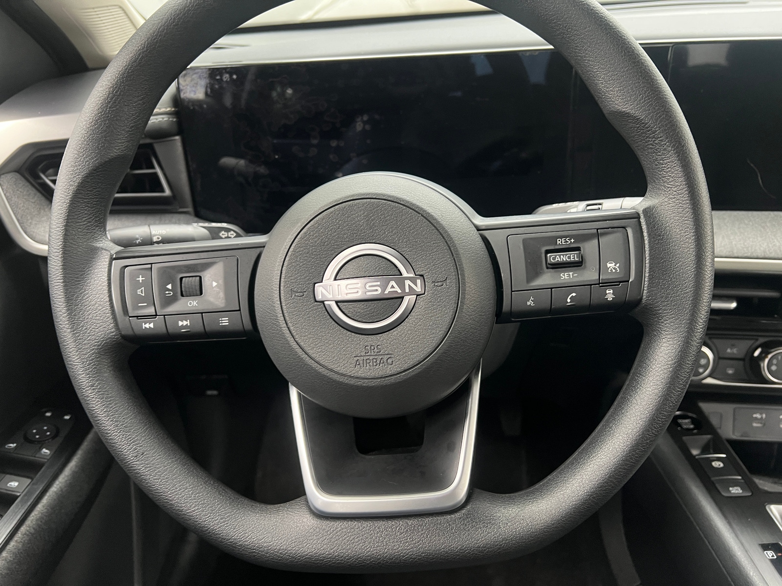 Thumbnail: 2025 Nissan Kicks - 5