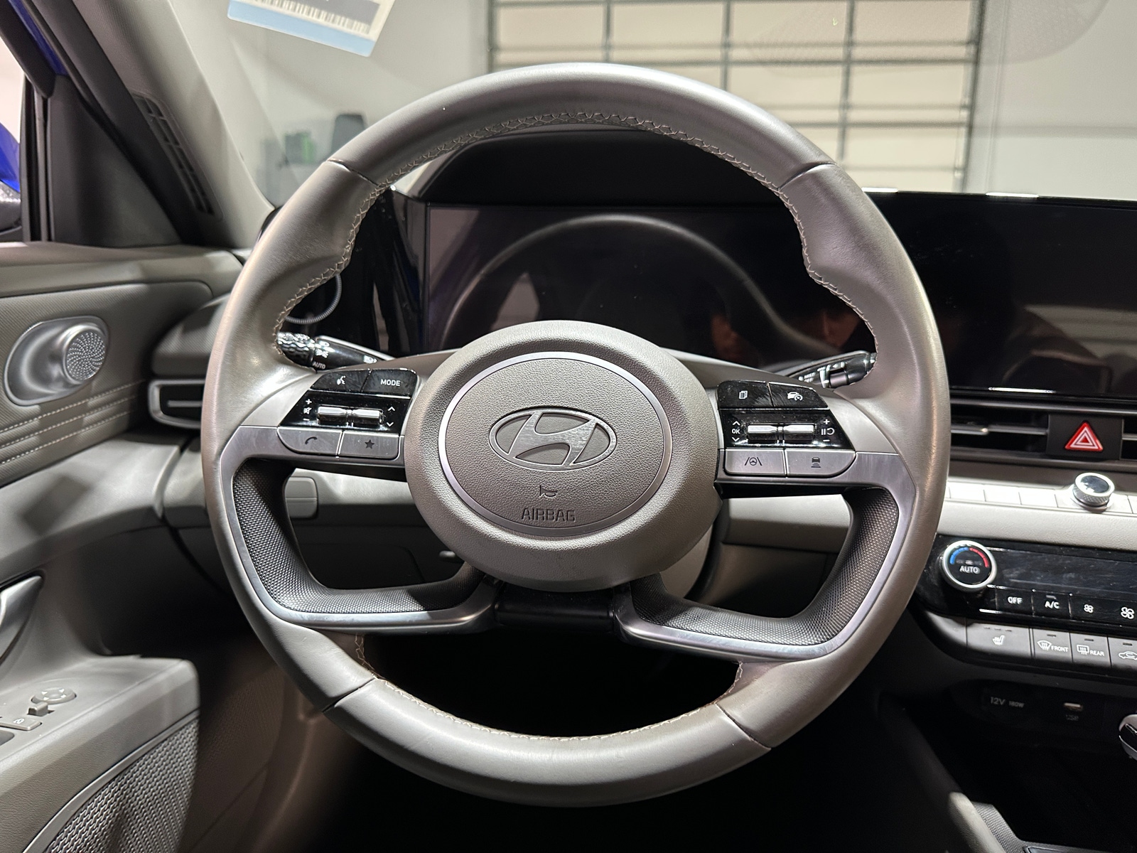 Thumbnail: 2024 Hyundai Elantra - 5