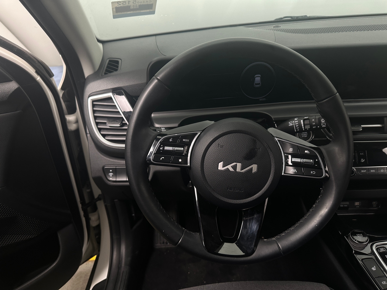 Thumbnail: 2024 Kia Seltos - 4