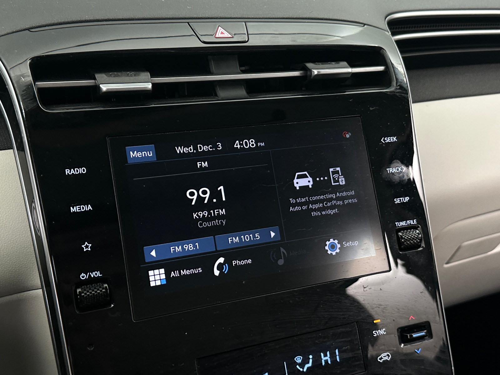 Thumbnail: 2022 Hyundai Tucson - 4