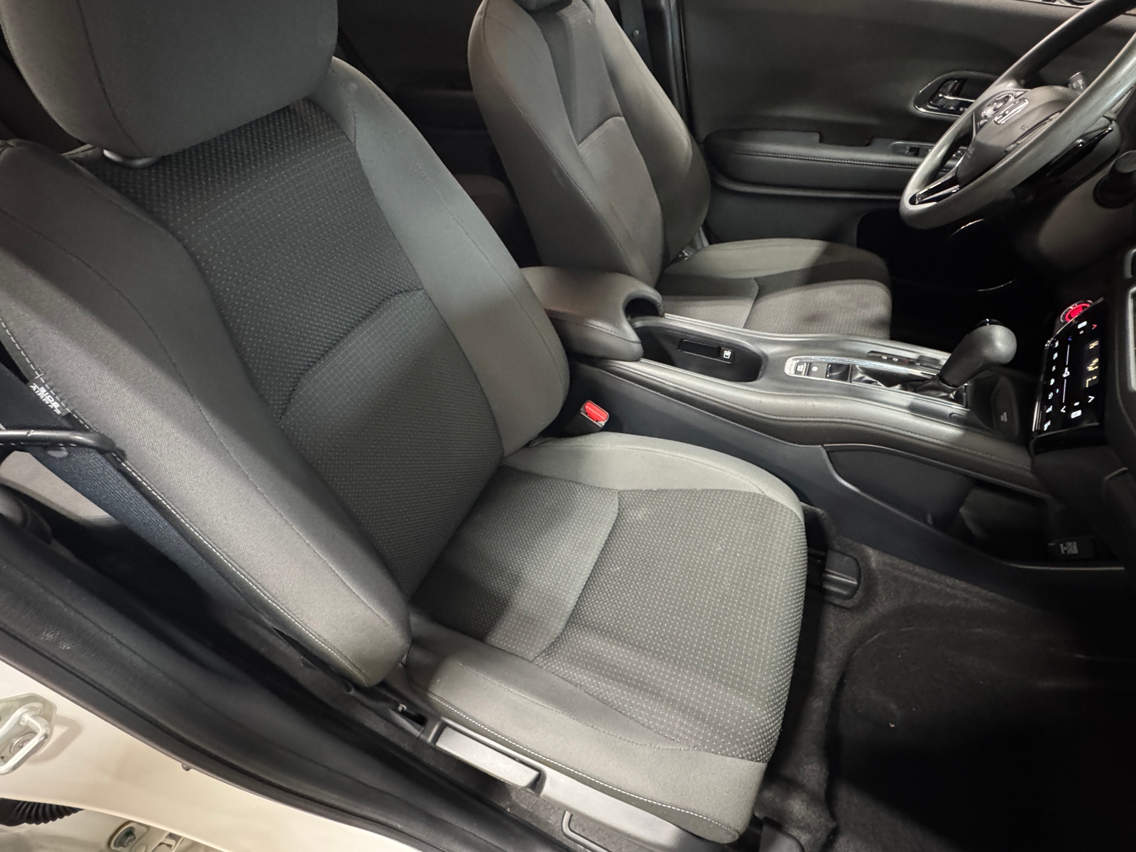 Thumbnail: 2022 Honda HR-V - 2