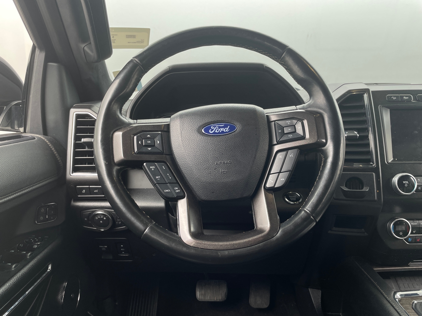 Thumbnail: 2021 Ford Expedition - 4