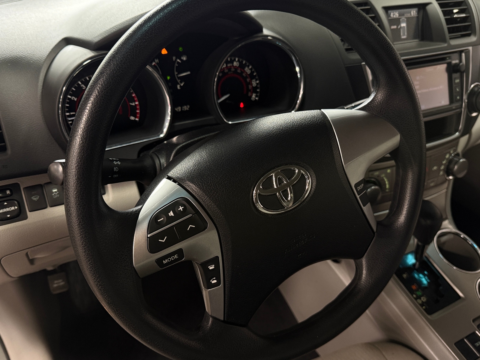 Thumbnail: 2013 Toyota Highlander - 5