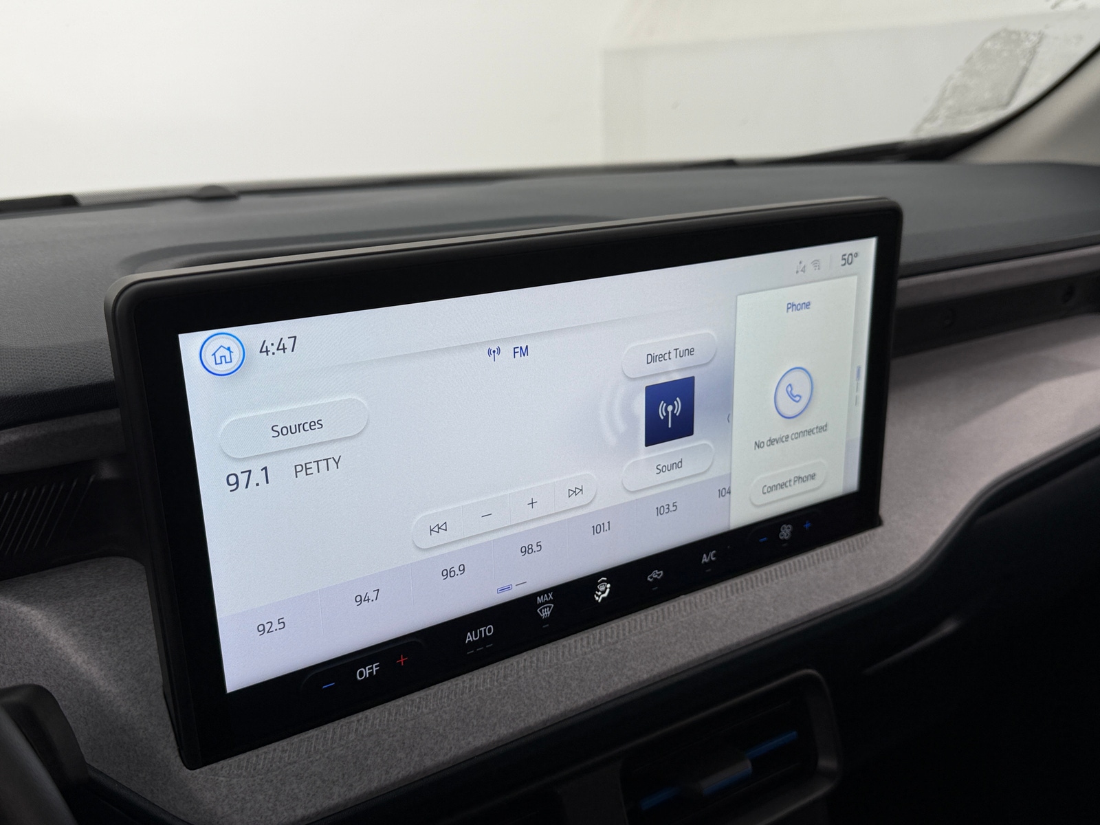 Thumbnail: 2025 Ford Maverick - 4