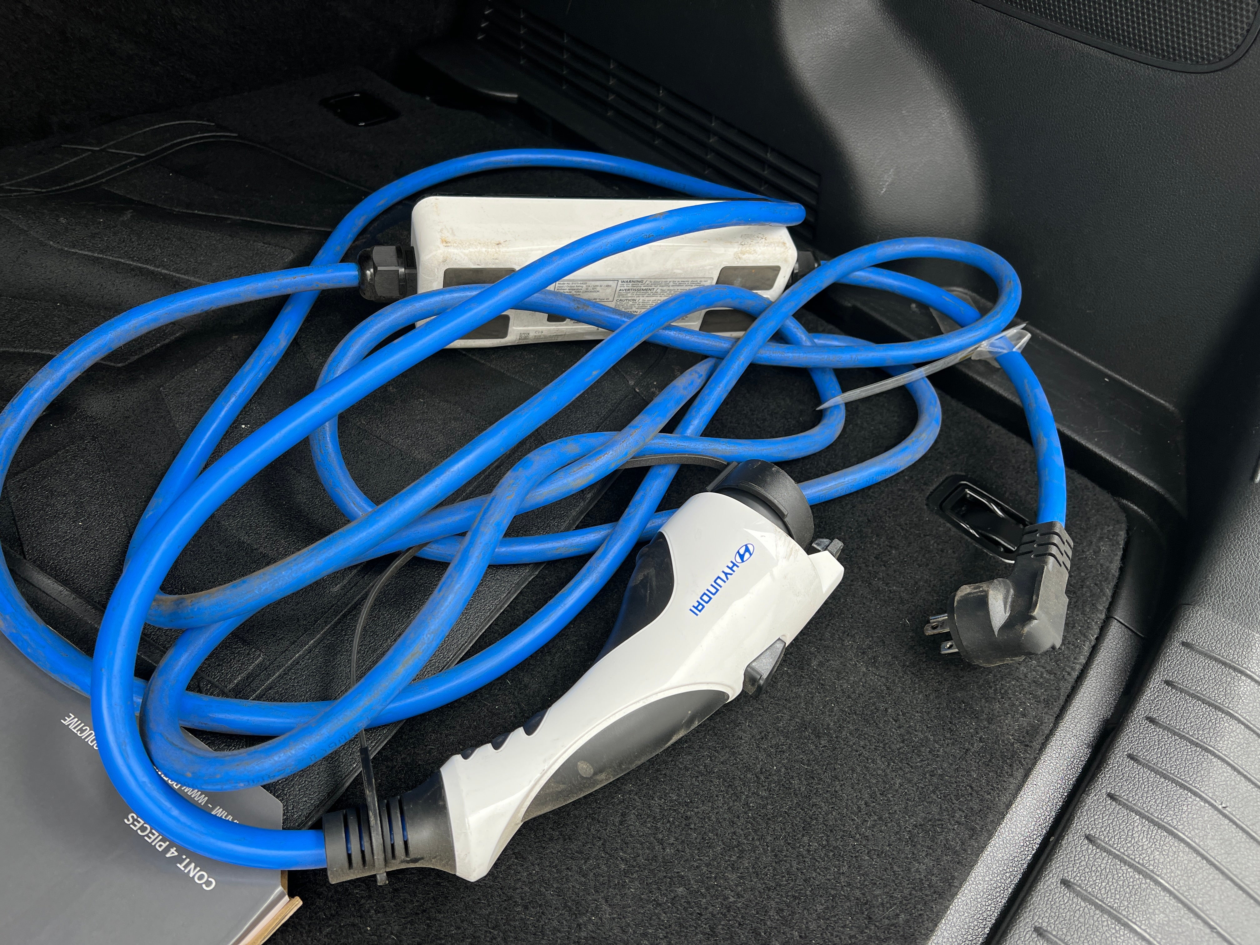 Used 2023 Hyundai Kona EV Limited with VIN KM8K53AG5PU170652 for sale in Oak Creek, WI