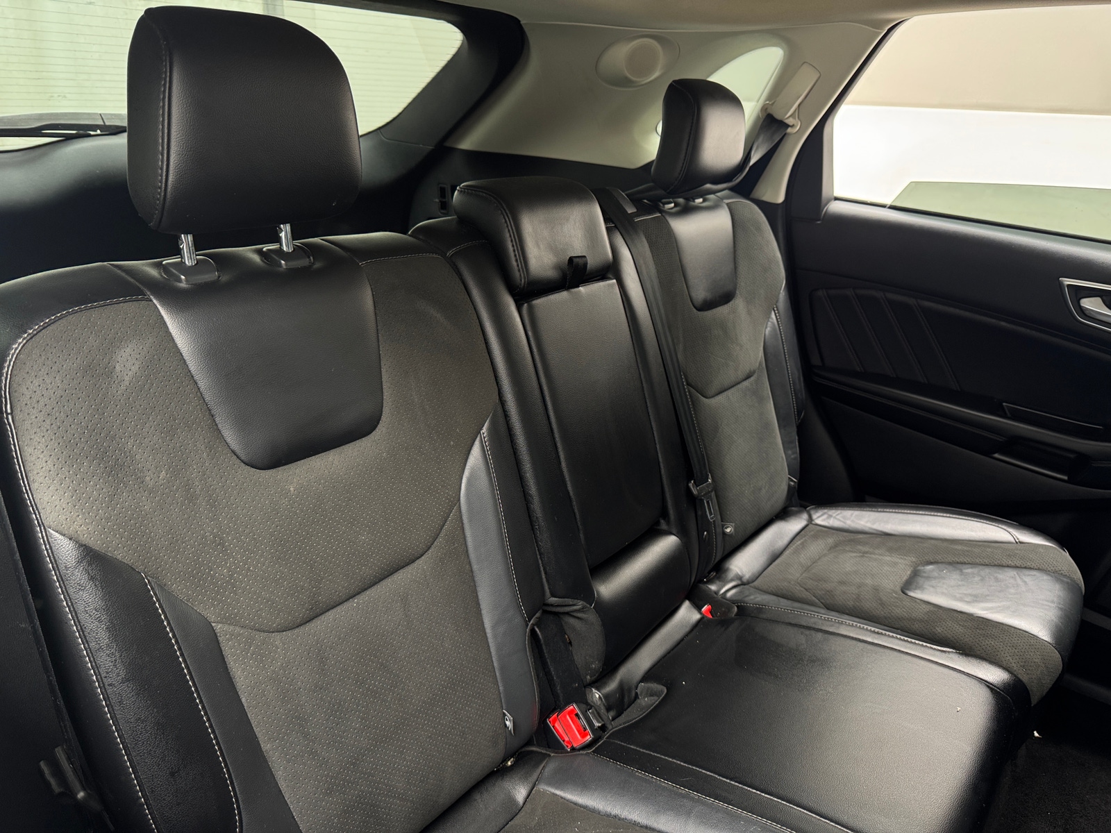 Thumbnail: 2017 Ford Edge - 5